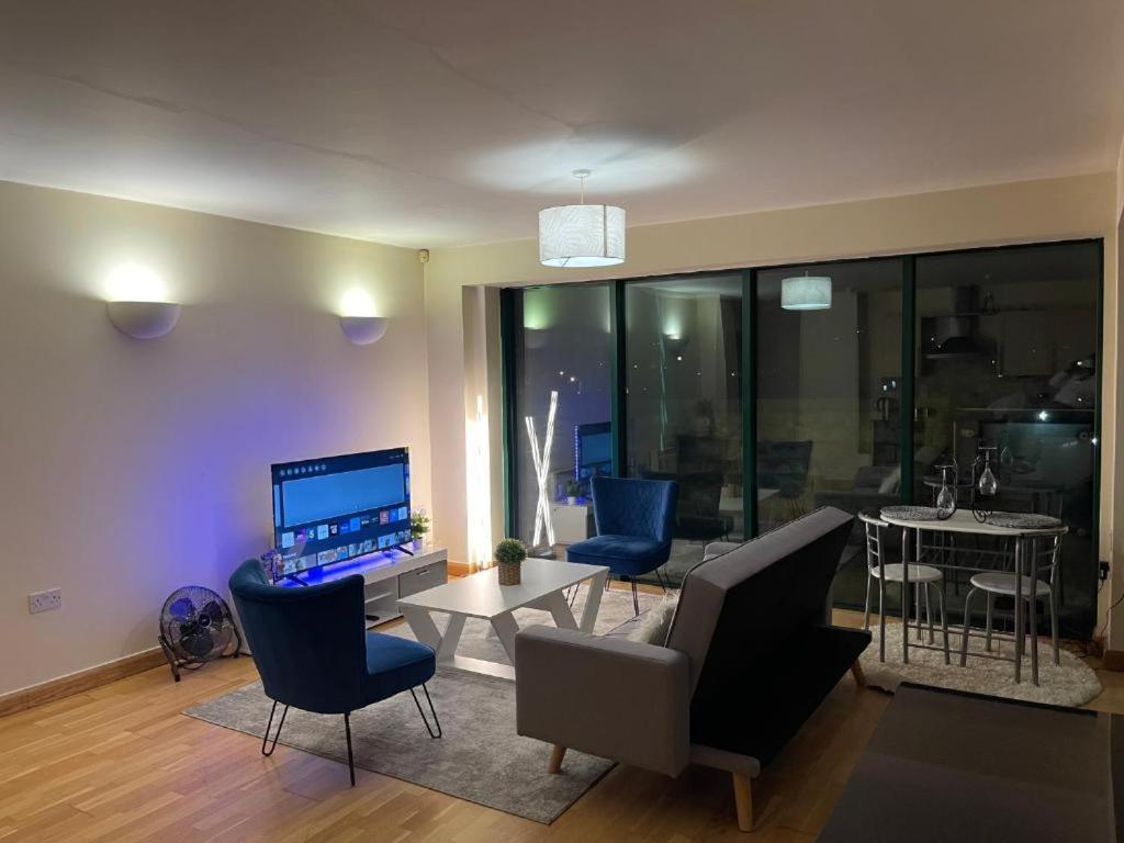 2 Bedrooms, 2 Bathrooms Stunning Penthouse City View Bradford  Dış mekan fotoğraf